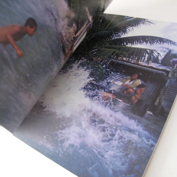 AN INCONVENIENT TRUTH by Al Gore Softcover book 320 pages Rodale  pub… - Picture 4 of 11